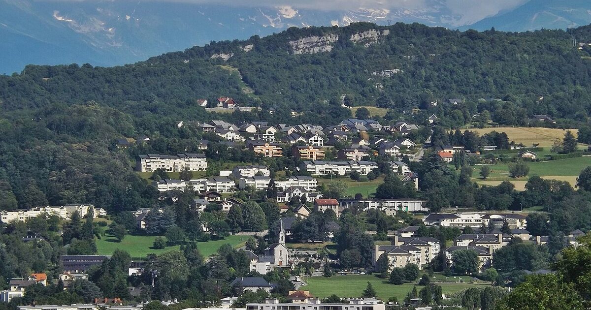 Jacob-Bellecombette — photo réelle