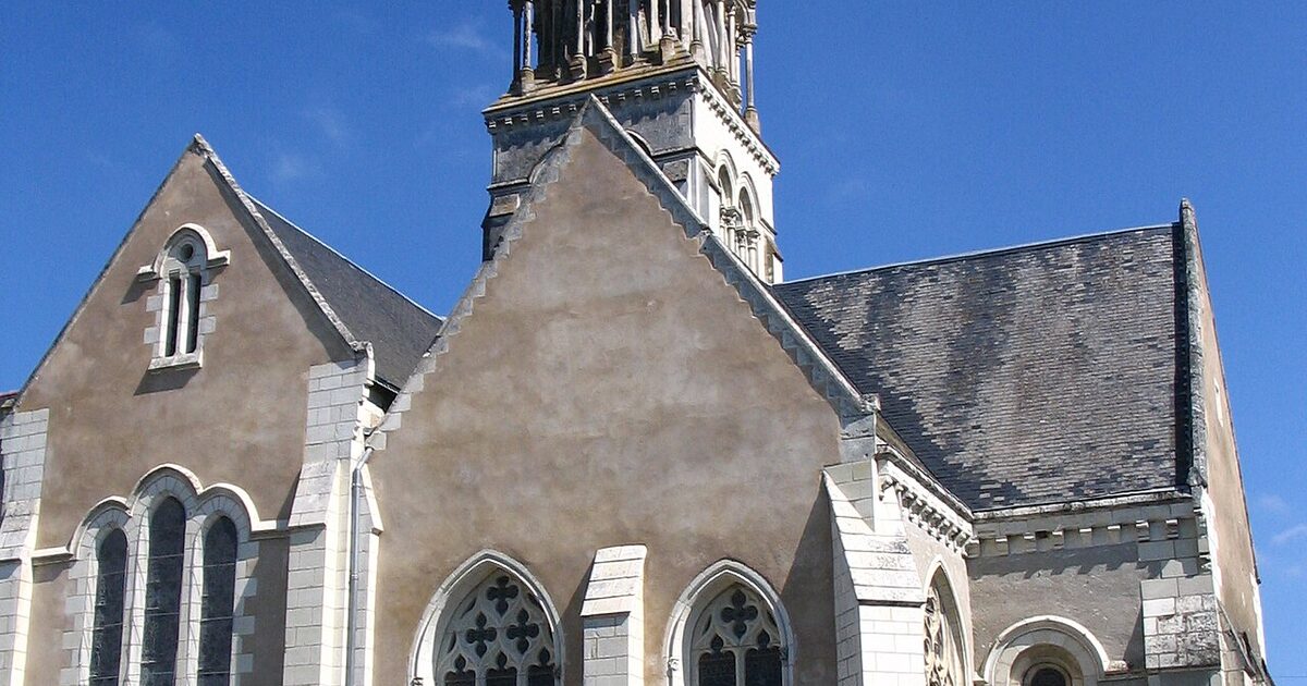Morannes sur Sarthe-Daumeray — photo réelle (Wikimedia Commons, Own work)