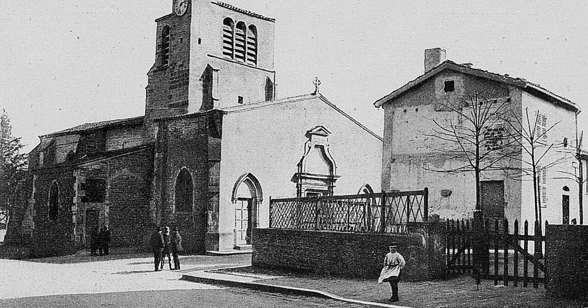 Porte des Pierres Dorées — photo réelle