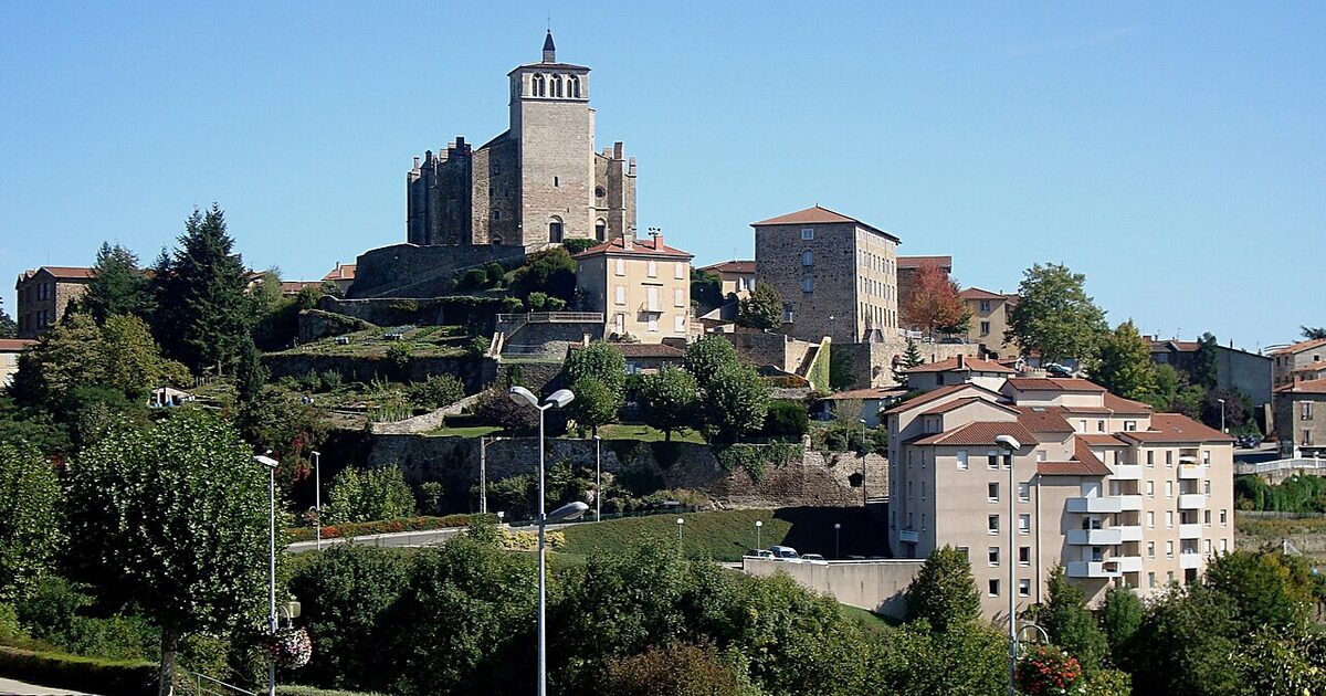 Saint-Symphorien-sur-Coise — photo réelle (Wikimedia Commons, Wayne77)