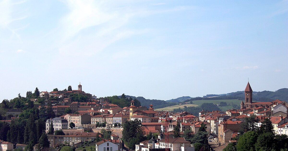 Thizy-les-Bourgs — photo réelle